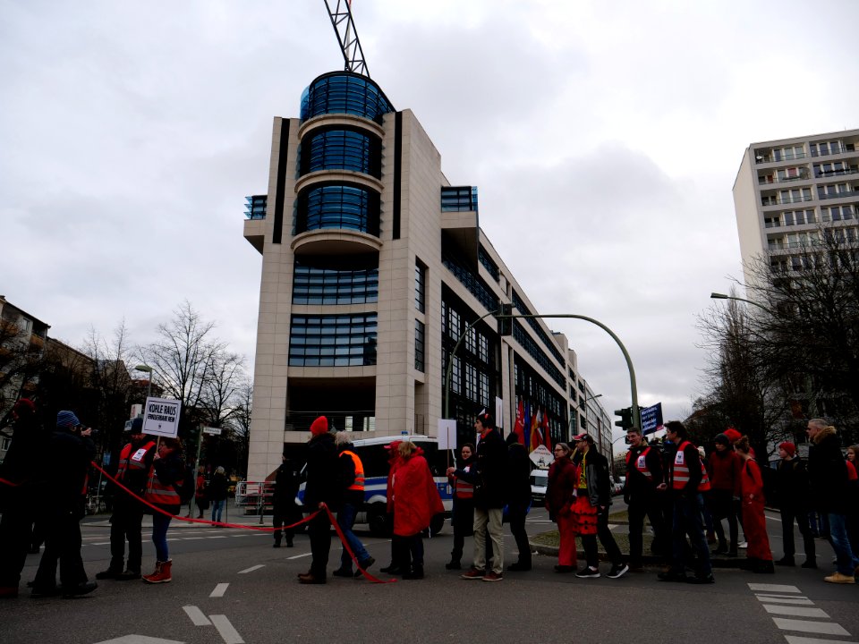 Demonstration for a fast coal phase-out at "Schwarz-Rot Koalitionsverhandlungen" 03