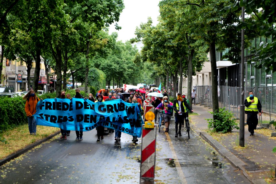 Demonstration from at Willy-Brandt-Haus to Invalidenpark Berlin 2020-07-01 07