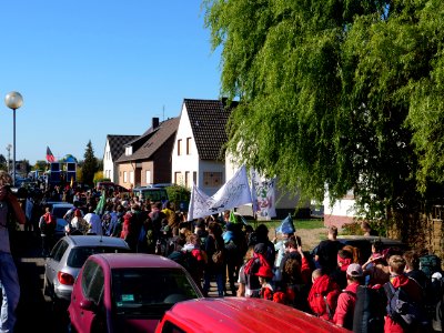 Demonstration from "Hambicamp" to "Wald retten - Kohle stoppen!" 06-10-2018 01