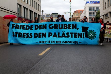 Demonstration from at Willy-Brandt-Haus to Invalidenpark Berlin 2020-07-01 46