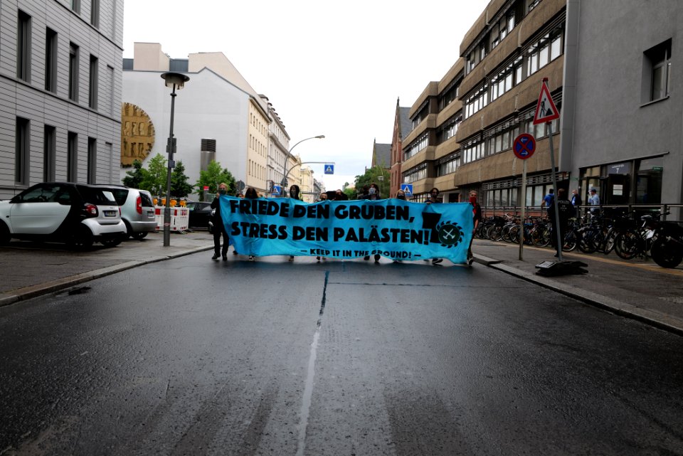 Demonstration from at Willy-Brandt-Haus to Invalidenpark Berlin 2020-07-01 60