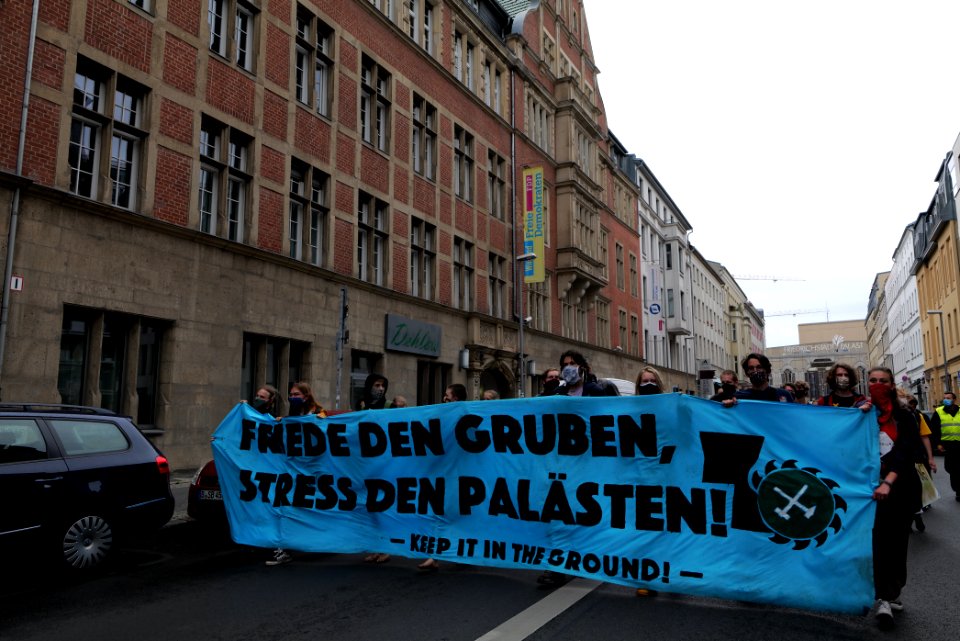 Demonstration from at Willy-Brandt-Haus to Invalidenpark Berlin 2020-07-01 57