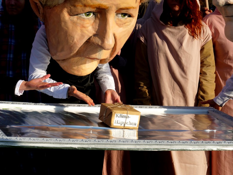 Demonstration at Platz der Republik at Rebellion Week Berlin 2019-10-09 18