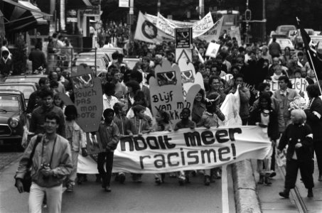 Demonstratie tegen racisme en discriminatie als afsluiting actieweek tegen racis, Bestanddeelnr 933-4040