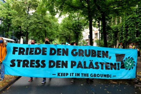 Demonstration from at Willy-Brandt-Haus to Invalidenpark Berlin 2020-07-01 05