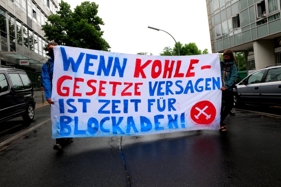 Demonstration from at Willy-Brandt-Haus to Invalidenpark Berlin 2020-07-01 13