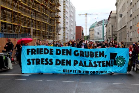 Demonstration from at Willy-Brandt-Haus to Invalidenpark Berlin 2020-07-01 41