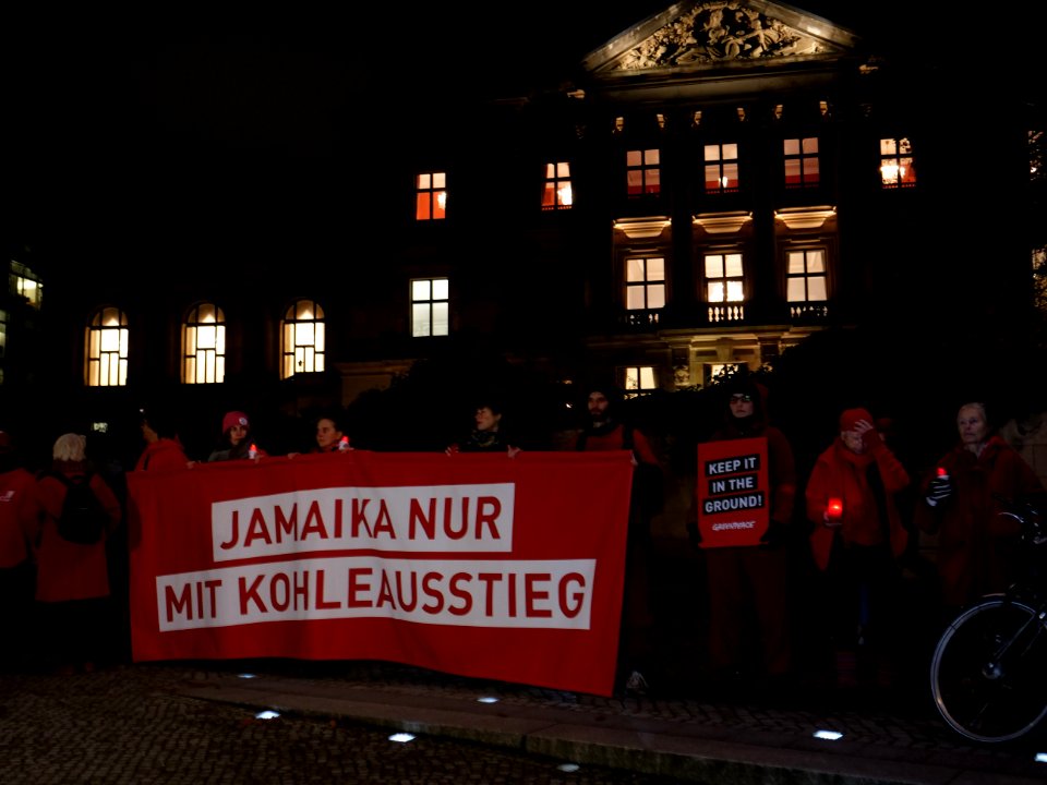Demonstration zum Ende der Sondierungsgespräche mit der Forderung nach einem Kohleausstieg 2