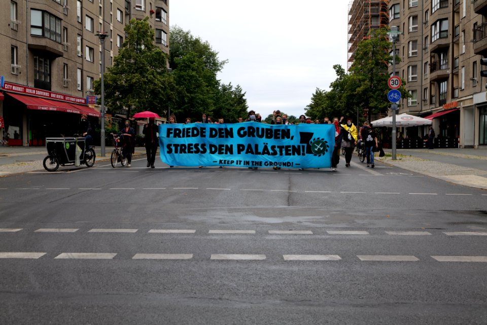 Demonstration from at Willy-Brandt-Haus to Invalidenpark Berlin 2020-07-01 35