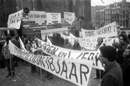 Demonstratie tegen jeugdwerkloosheid in Amsterdam, Bestanddeelnr 928-4058