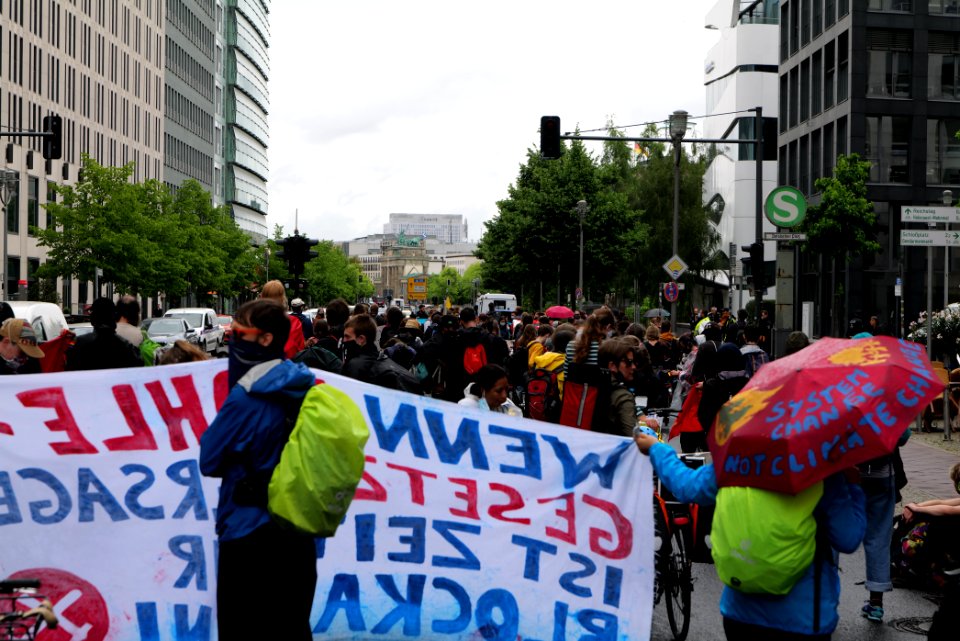 Demonstration from at Willy-Brandt-Haus to Invalidenpark Berlin 2020-07-01 29