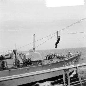 Demonstratietocht H.M. Poolster , man wordt overgehesen, Bestanddeelnr 918-1303