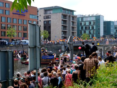 Demonstration against a Demonstration of the AfD party in Berlin at 27 May 2018 05