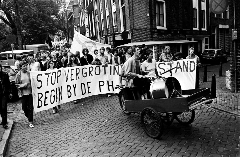 Demonstratieve optocht, Bestanddeelnr 930-9645
