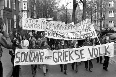 Demonstratie tegen kolonelsbewind in Griekenland in Amsterdam, Bestanddeelnr 926-3120