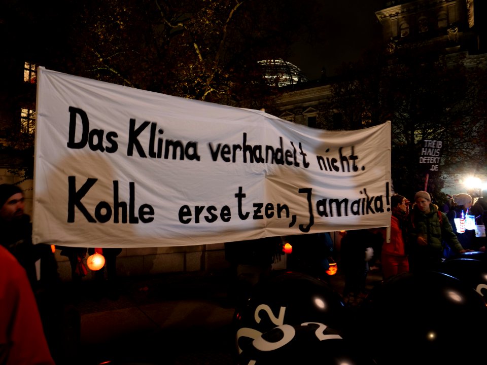 Demonstration zum Ende der Sondierungsgespräche mit der Forderung nach einem Kohleausstieg 10