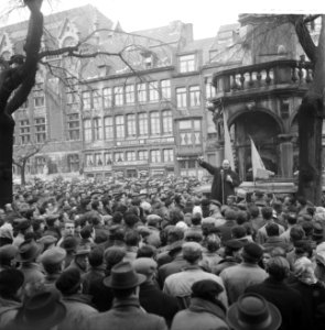 Demonstraties in Luik tegen de Eenheidswet, demonstranten Luik, Bestanddeelnr 911-9358