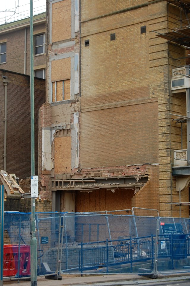 Demolition of North Wing of King's House, Queen's Gardens, Hove (2 February 2020) (6)