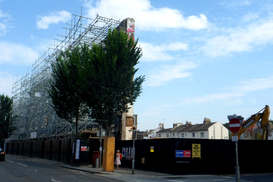 Demolition of Former Co-Op Department Store, London Road, Brighton (August 2013) (1)