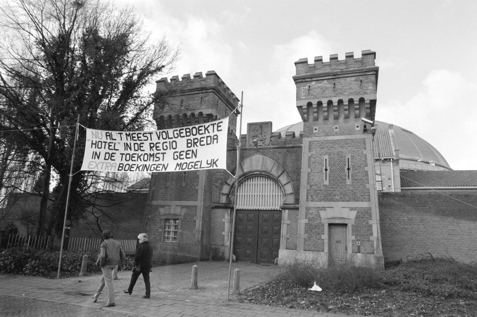 Demonstratieve werkonderbreking personeel gevangenis De Boschpoort in Breda, Bestanddeelnr 934-1881