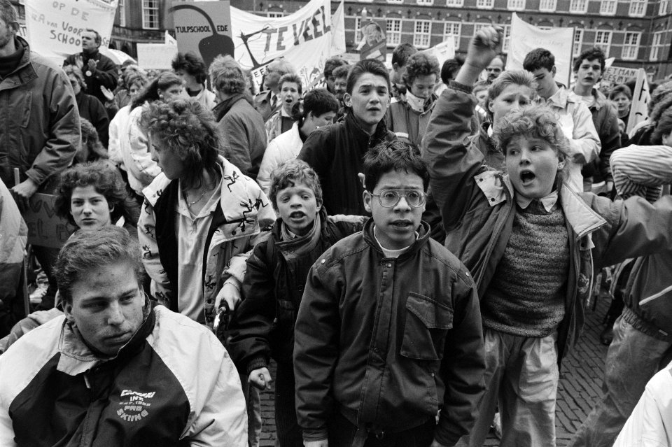 Demonstraties, Bestanddeelnr 934-4203