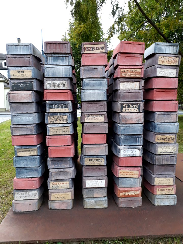 Denkmal politisch Verfolgte 1945-1989 Jena - 8