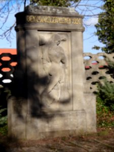 Denkmal den Märzgefallenen 1920 auf dem Arnstädter Friedhof 2
