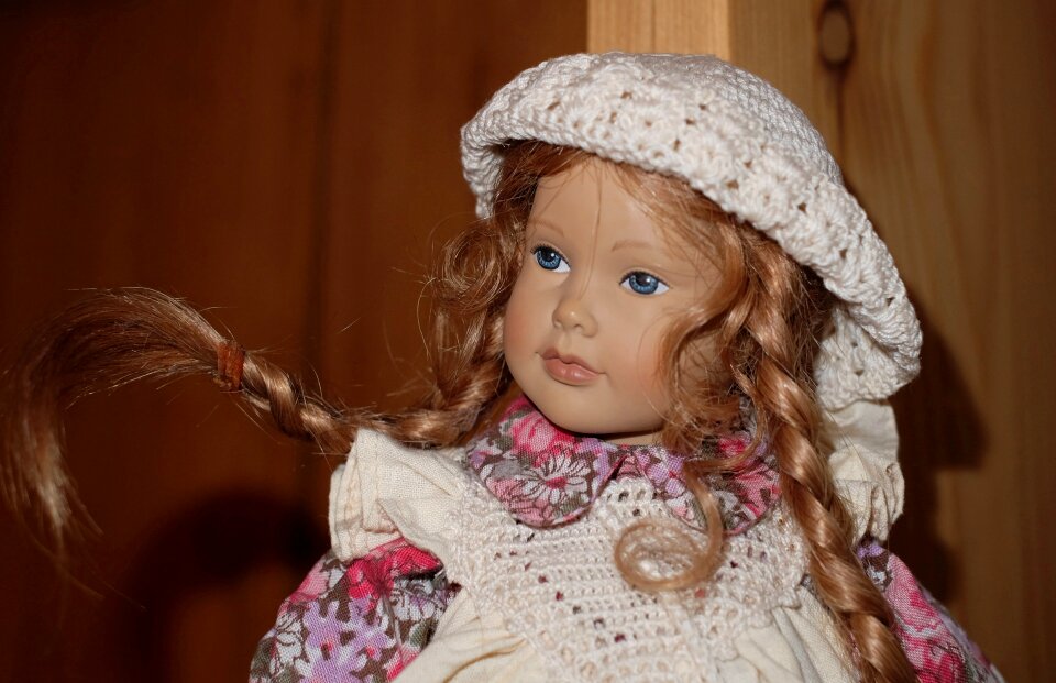 Cheeky girl decoration