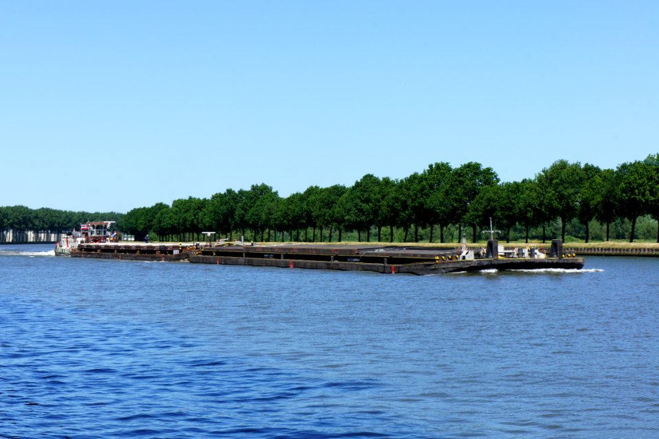 Denija - ENI 08548021 & DDSG Mahart - ENI 38601219 & ENI 04608270, Amsterdam-Rijn kanaal, pic2