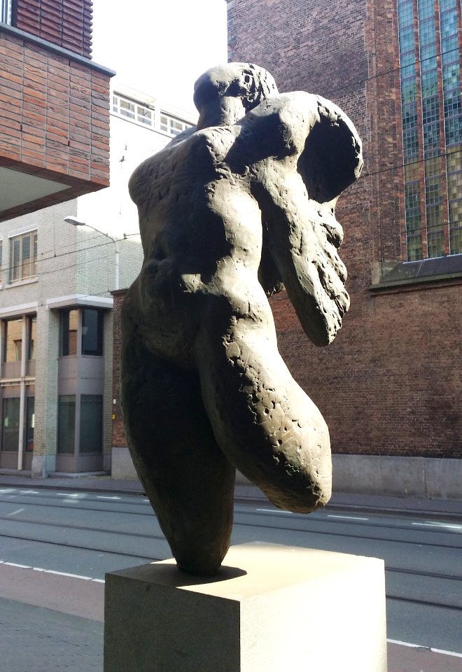 Denhaag kunstwerk nike - Marius van Beek