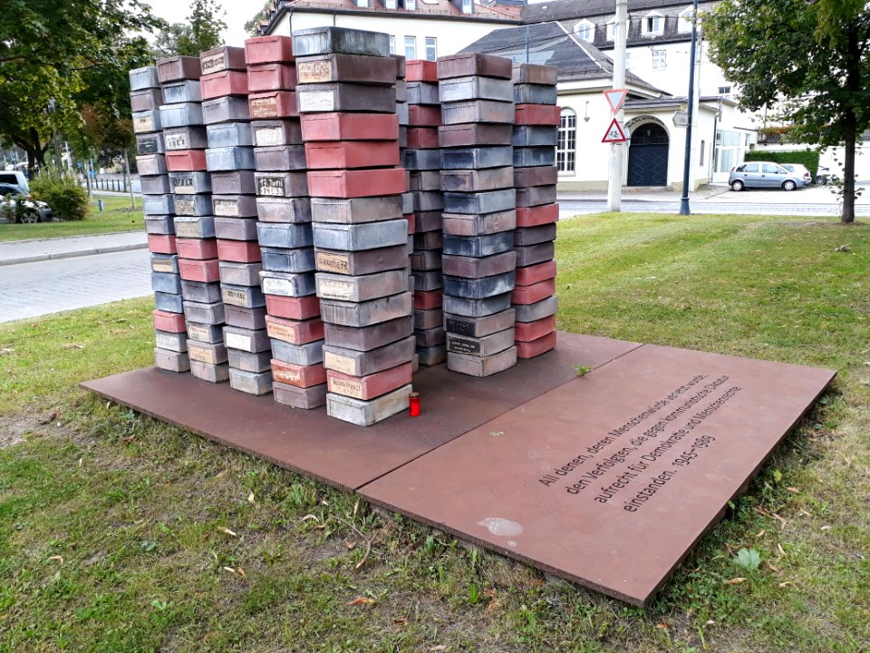 Denkmal politisch Verfolgte 1945-1989 Jena - 1