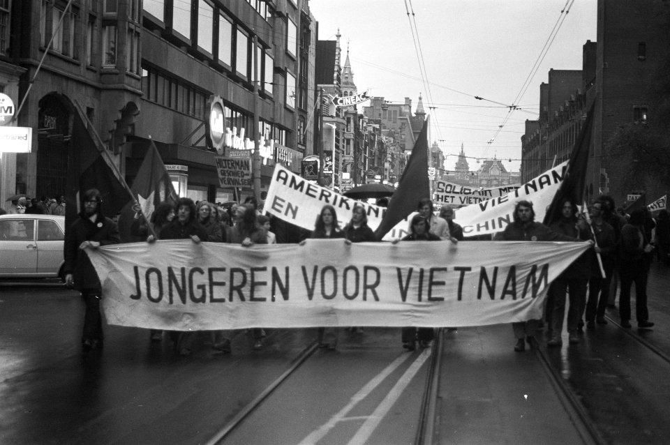 Demonstratie van Jongeren voor Vietnam in Amsterdam, Bestanddeelnr 925-5917