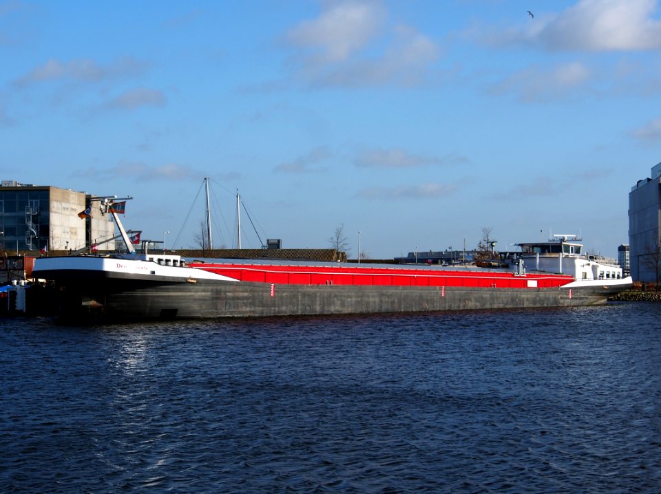 Deo Favente, ENI 06003971 at Port of Amsterdam, photo4