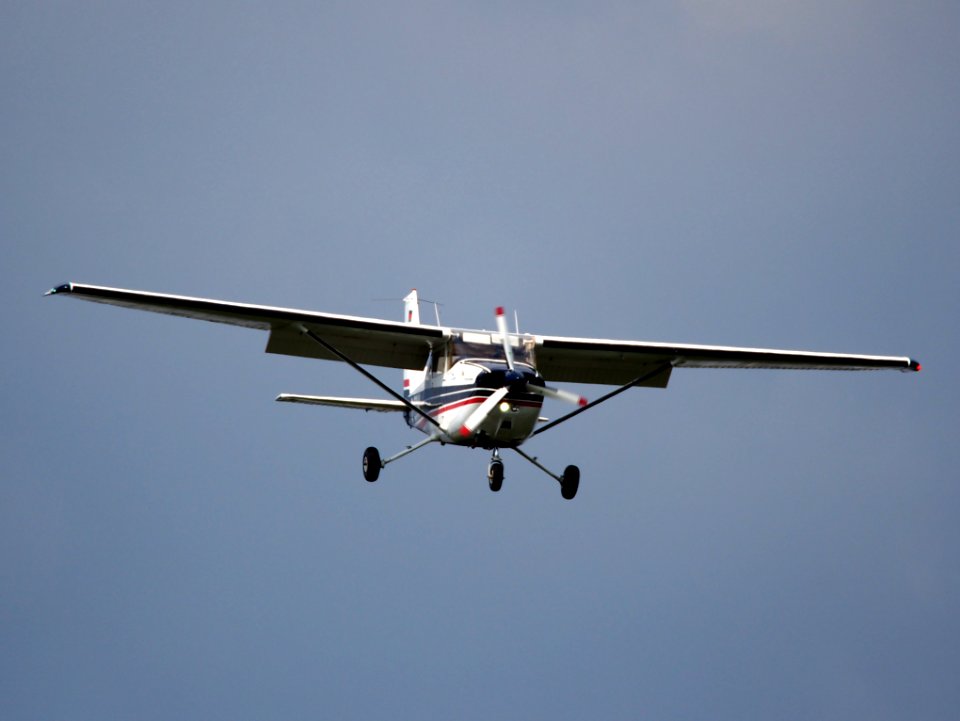 D-EOWA Reims F172N Skyhawk II at Hilversum Airport (ICAO EHHV) photo1