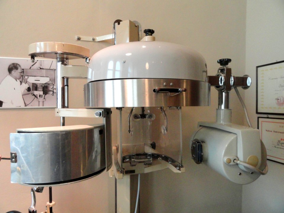 Dentist's X-ray machine - Arppeanum - DSC05413