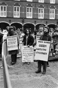 Demonstratie werklozen op Binnenhof, Bestanddeelnr 929-5260