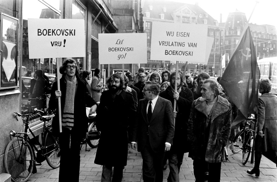 Demonstratie voor vrijlating in Russische dissident Boekovski in Amsterdam demo, Bestanddeelnr 927-6742