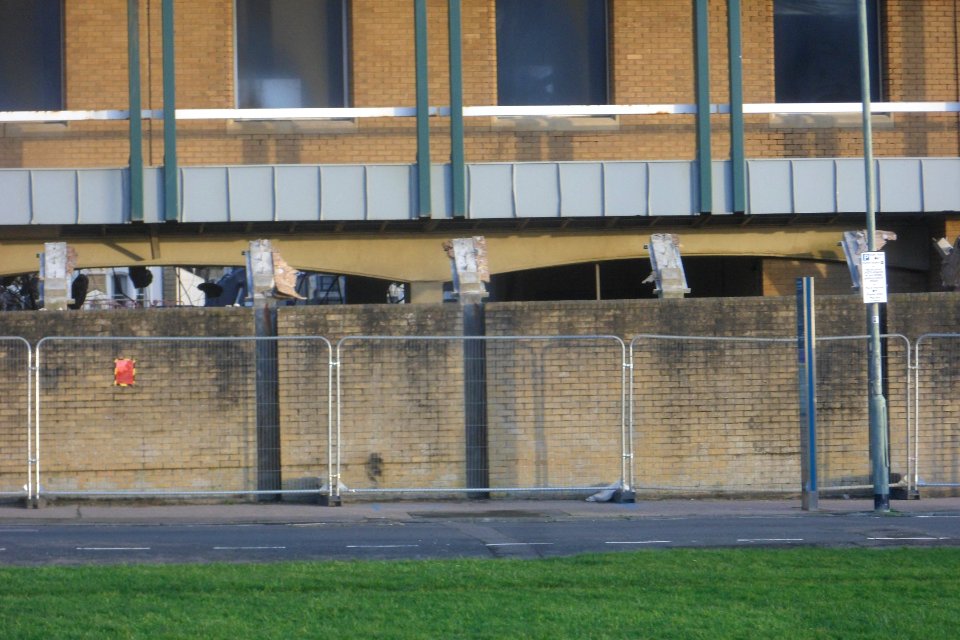 Demolition of North Wing of King's House, Queen's Gardens, Hove (22 December 2019) (8)