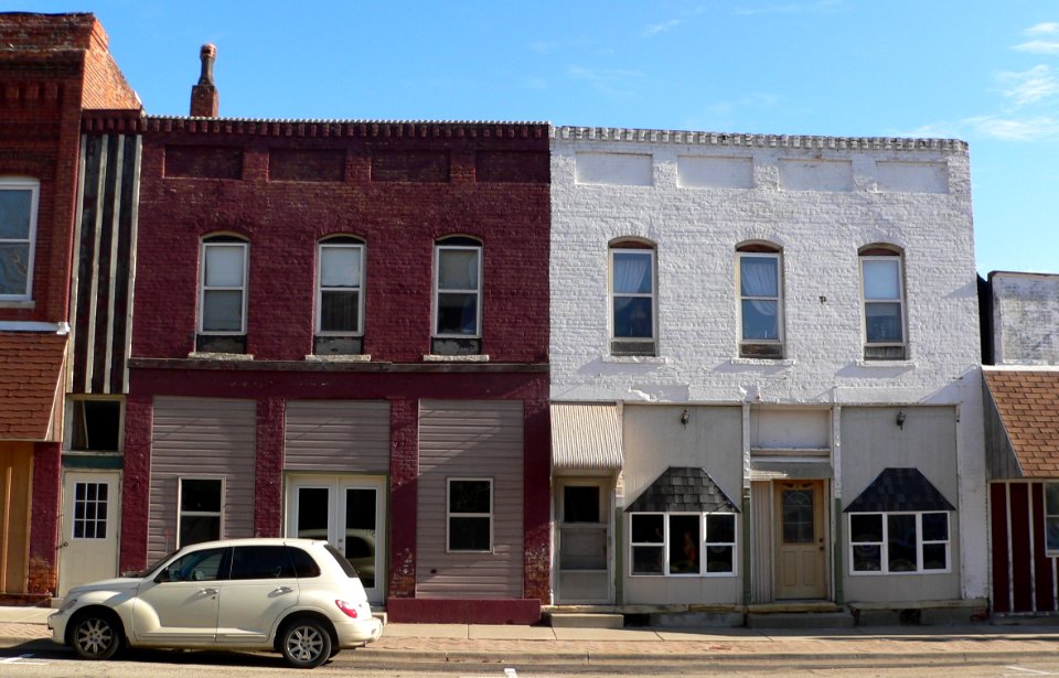 Delavan, Illinois 404-406 Locust St