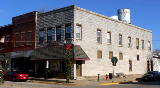 Delavan, Illinois 324 Locust St from SW