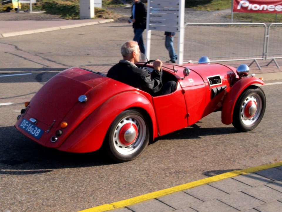 DELLOW HILLSCLIMBER Mk V dutch licence registration DE-16-38 pic2