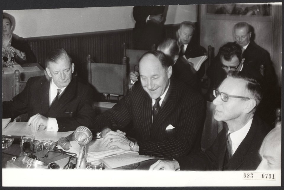Delegaties, conferenties, internationale organisaties, ministers, Luns, J.A.M.H., Bestanddeelnr 083-0791