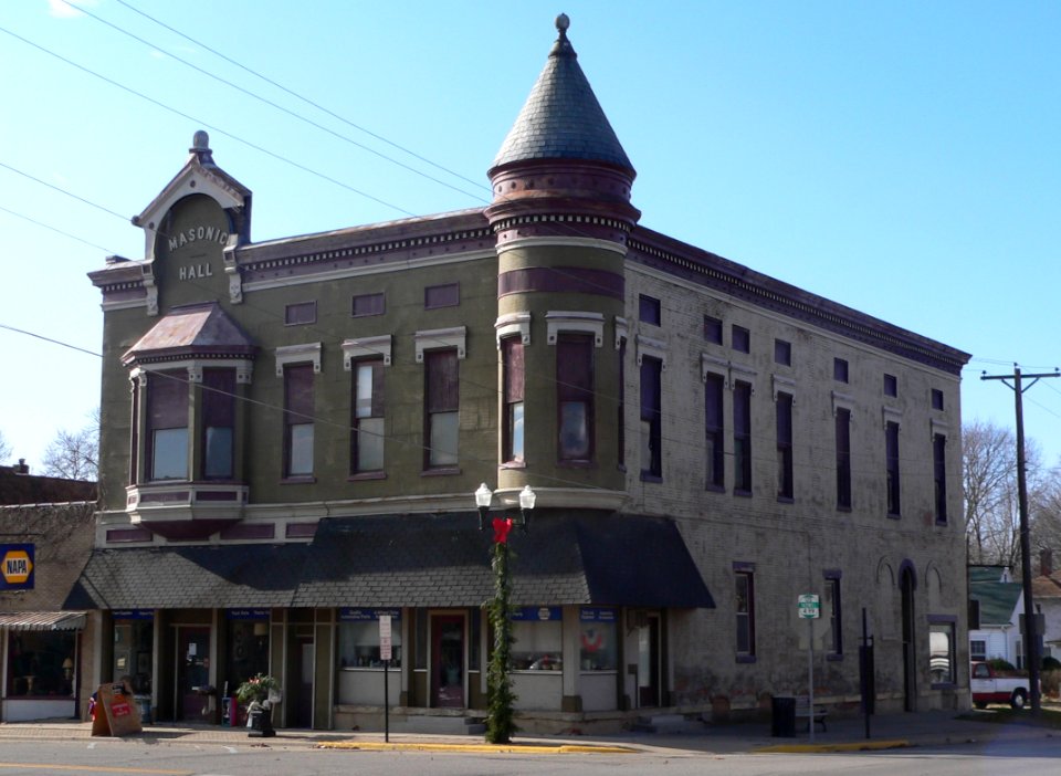 Delavan, Illinois 401 Locust St from NE