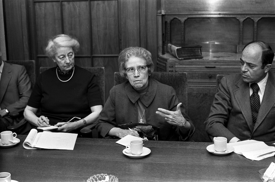 Delegatie van Amerikaanse Raad van Kerken spreekt met Nederlandse Kerken over bo, Bestanddeelnr 926-1450