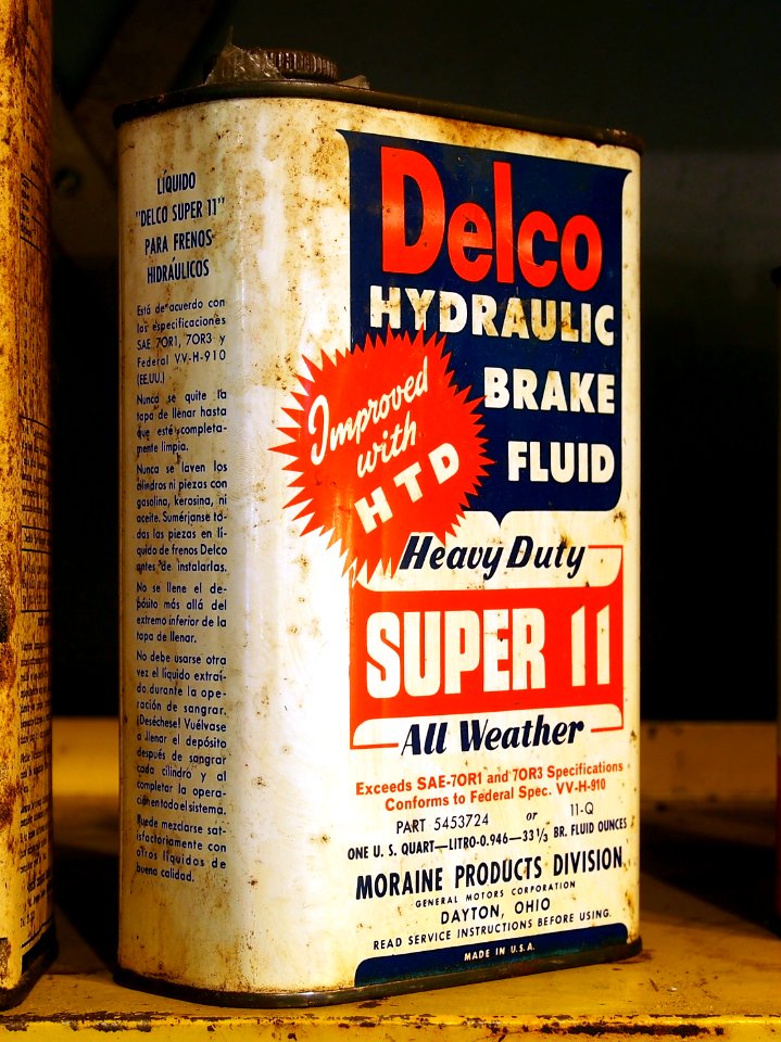 Delco brake fluid can pic2