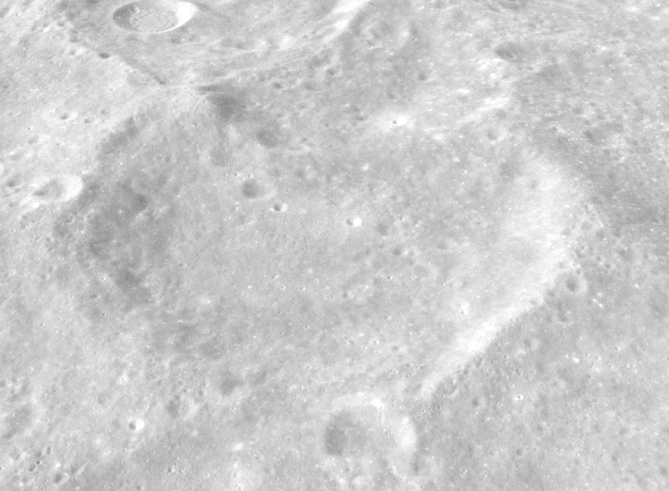 Dellinger crater AS17-M-0857