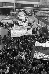Demonstratie buitenlandse arbeiders in Utrecht tegen 1 november Wet overzicht, Bestanddeelnr 930-7382