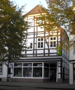 Delbrueck-Kirchplatz 4