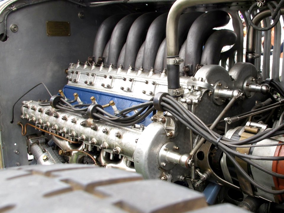 Delage 2LCV engine