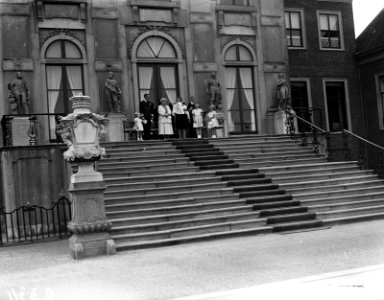 Defilé voor koningin Wilhelmina, Bestanddeelnr 934-5122